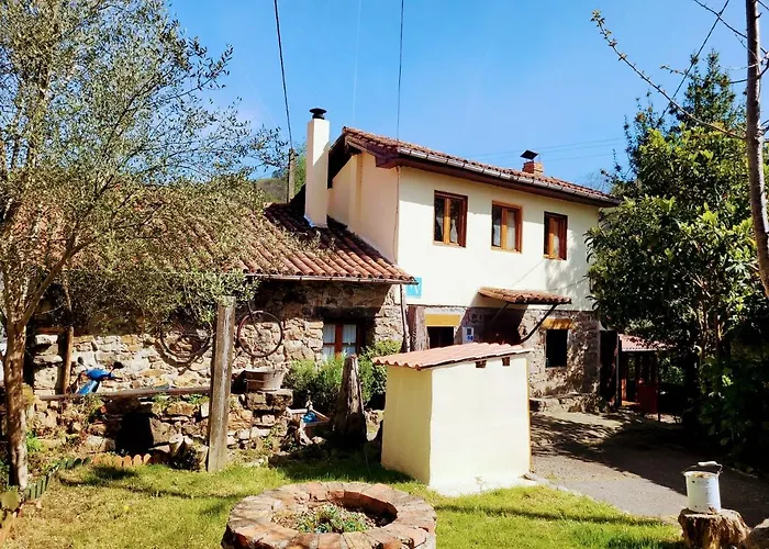 Casa Ferreira, Senda Del Oso